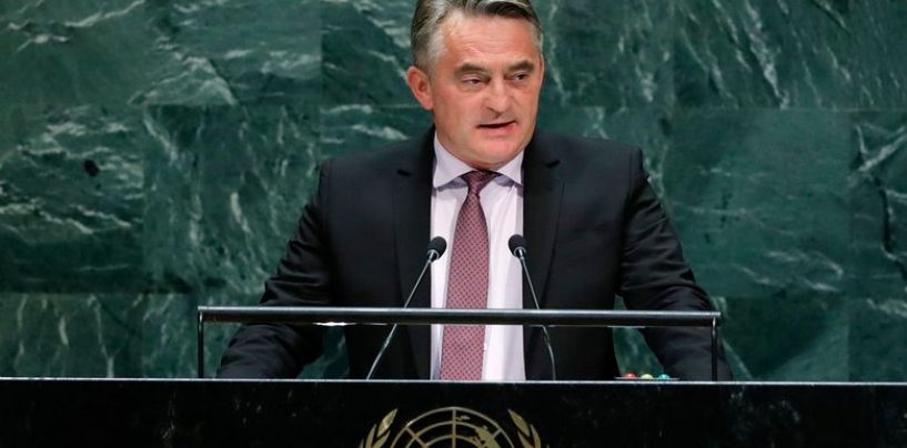 SHZ:  KOMŠIĆ JE SAM SEBI SVRHA  