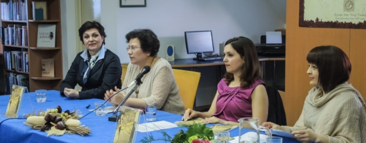 NOVI ROMAN LILLI KOCI