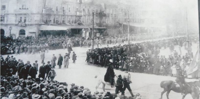 UKLANJANJE PLOČE U BEČKOM NOVOM MJESTU