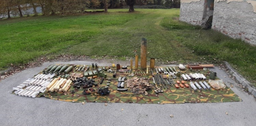 GRAĐANKA PREDALA ORUŽJE