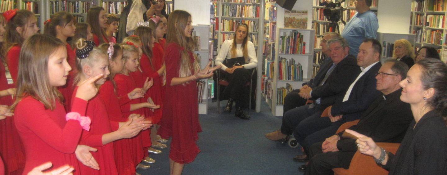 TRIBINA ZA VUKOVAR I ŠKABRNJU