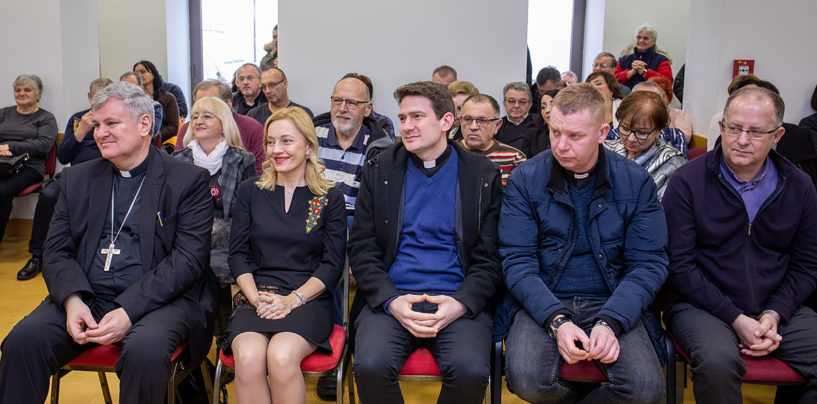 PREDAVANJE ESTHER GITMAN U SISKU