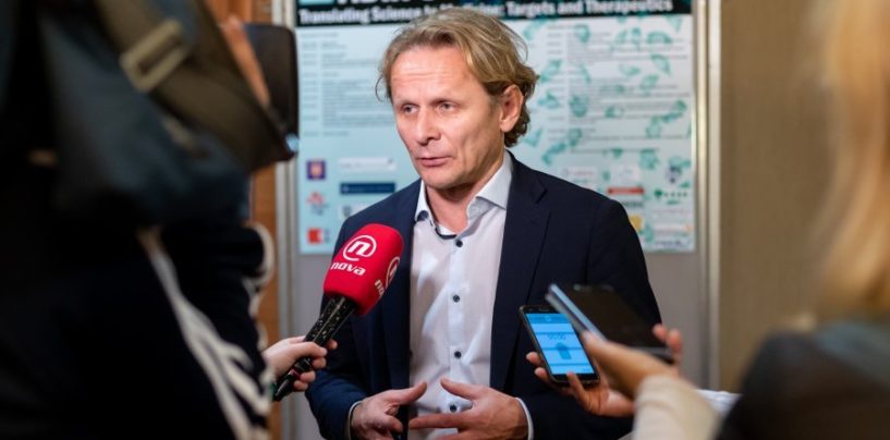 OD AKADEMIKA JAVLJA SE SAMO ĐIKIĆ