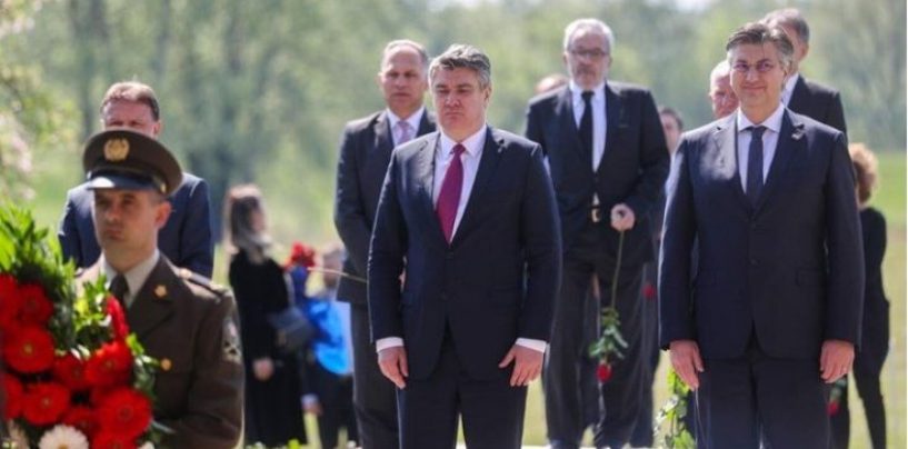 ŠTO JE S ODLIČJEM FRANJE TUĐMANA?