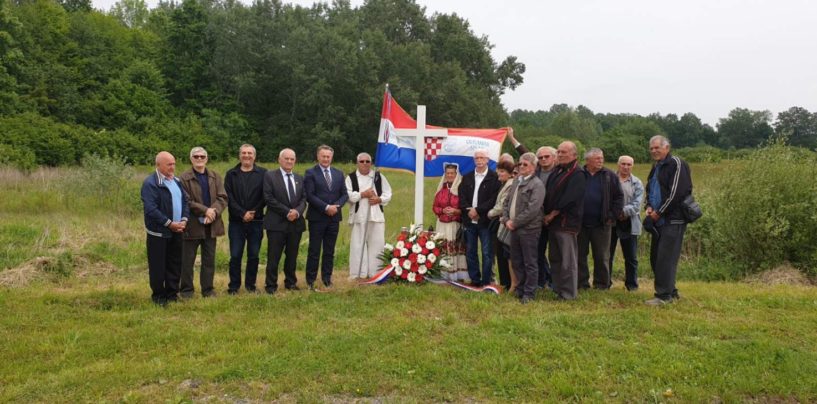 MISA I VIJENCI ZA HRVATSKE ŽRTVE U SISKU