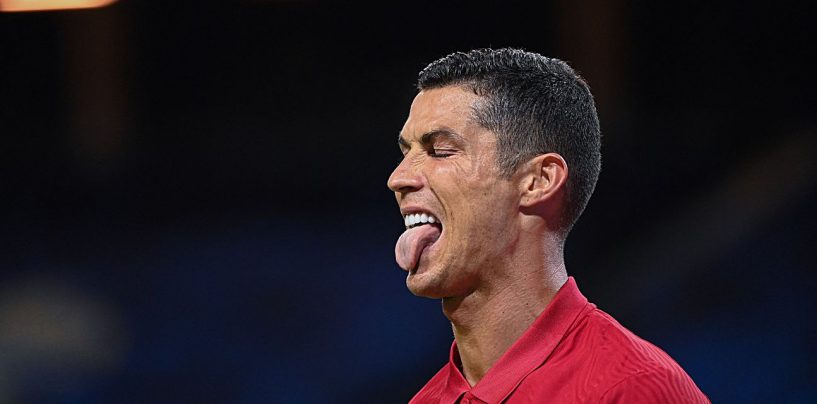 RONALDO U BEOGRADU BACIO KAPETANSKU TRAKU I NAPUSTIO TEREN