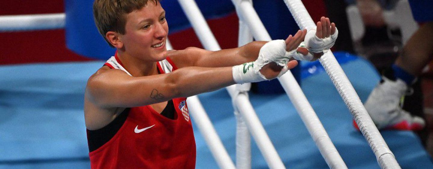 PRVA POBJEDA BOKSAČICE, SINKOVIĆI U POLUFINALU