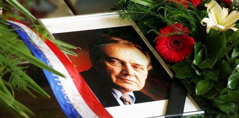 STIPE ŠUVAR U UDŽBENIKU IZ POVIJESTI STAVLJEN MEĐU HEROJE, DOBIO PROSTORA KAO TUĐMAN