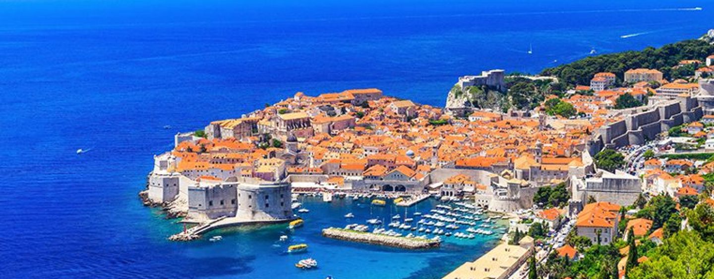 ZBOG MORA DUBROVNIK KAO DA IMA PLAVE OČI