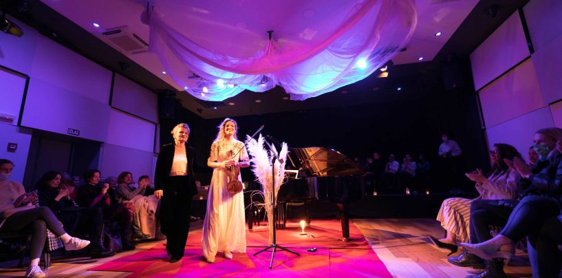 VIOLINISTICE KUTNAR I KRPAN