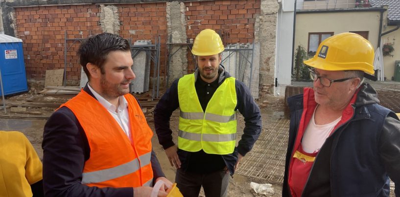 OBNOVA KULTURNOG CENTRA U PETRINJI