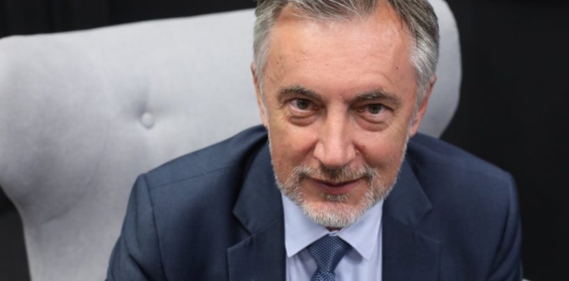 ŠKORO RASPRODAO LISINSKI