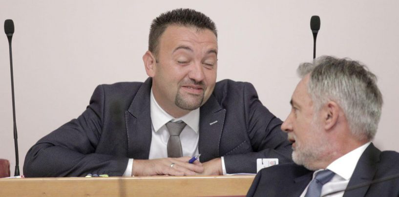 TAMO DALEKO SVE PO STAROM