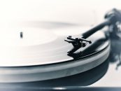 PLOČE SE BOLJE PRODAJU OD CD-a