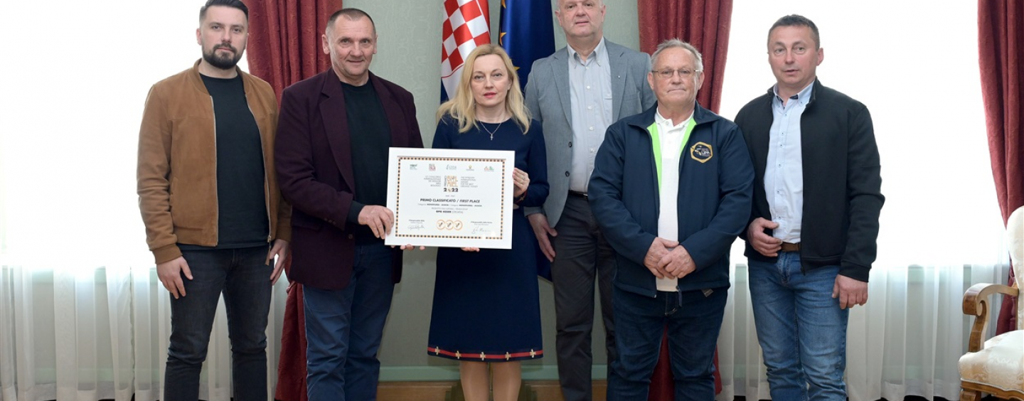 DRAGO KESER PRVAK SVIJETA U PČELARSTVU