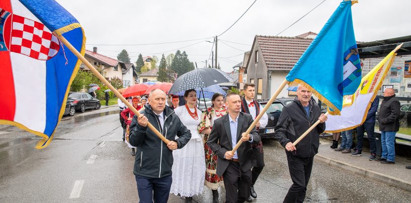 POSVETA CRKVE U KRAVARSKOM