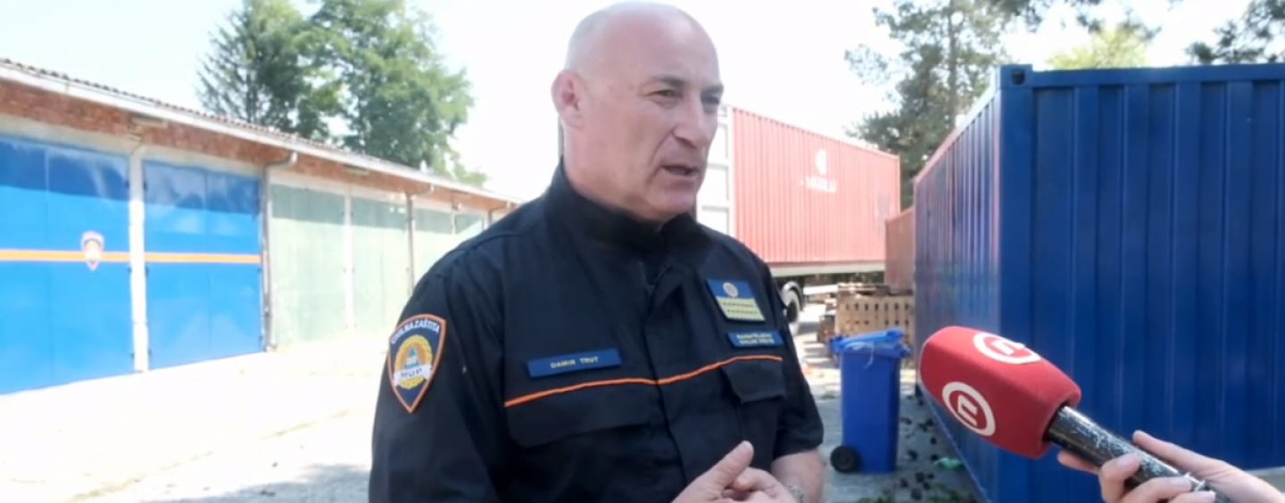 TRUT S KARTICAMA NIJE TRUT