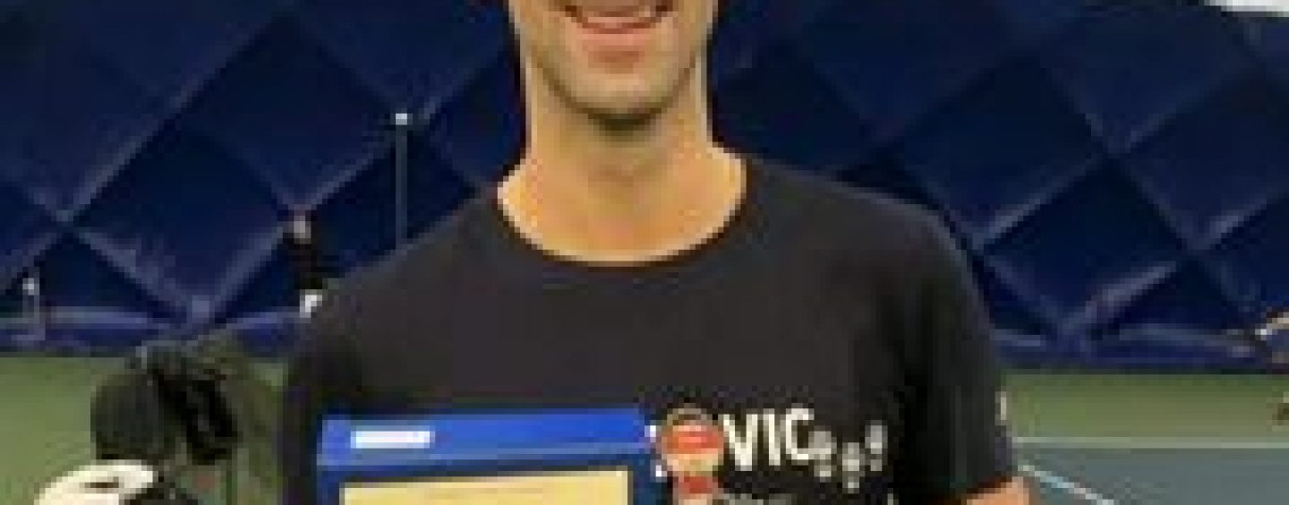 ĐOKOVIĆ REKLAMIRA RAKIJU „DRAŽA“