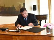ĐURO SESSA PRIJAVLJEN ZBOG KRIVOTVERENJA POTPISA RADOVANA DOBRONIĆA I NAMJEŠTANJA UTVRĐIVANA OČINSTVA
