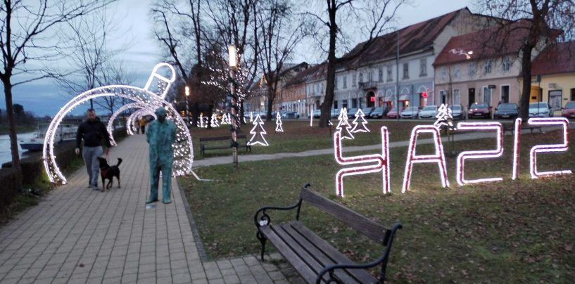 BOŽIĆNI URESI NA ŠETNICI SLAVE STRIEGLA