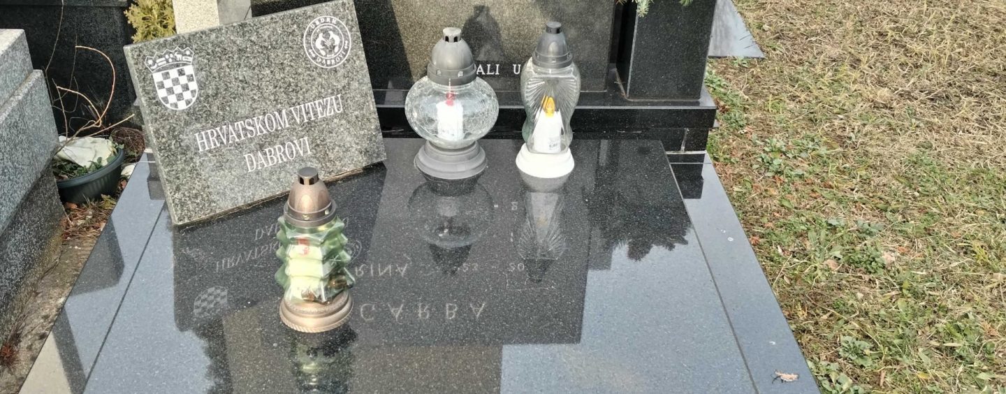 „DABROVI“ OBNOVILI SPOMENIK GARBINIH U SISKU