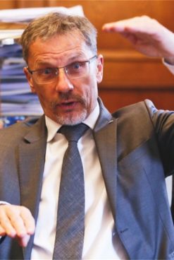 STVARNOST JE POSTALA GORA I SMJEŠNIJA OD SVAKOG VICA