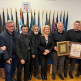 PRIZNANJE U INAT ONIMA KOJI ZABRANJUJU DOMOLJUBNE PJESME