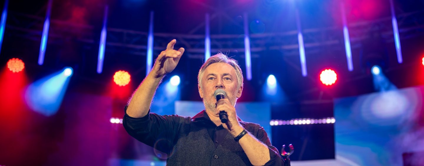 ŠKORO MEĐU SIŠČANIMA