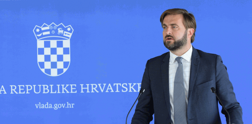 PLENKOVIĆ NARODU GURA PRST U OKO