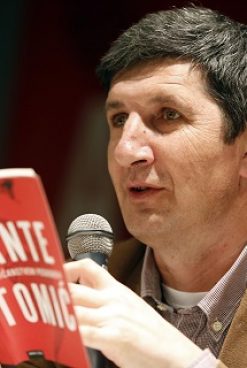 HND NE OSUĐUJE ANTU TOMIĆA KADA ŽRTVE HUDE JAME NAZIVA TRULIM TRUPLIMA, A DJECU U RAZVOJU MEDECINSKIM KRETENIMA