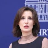 SABORSKA CRNA VRANA NIJE ZA NAROD I SIROTINJU NIKADA NIŠTA UČINILA