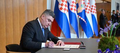 POLITIČKI KOMFOR I USTAVNA SABOTAŽA