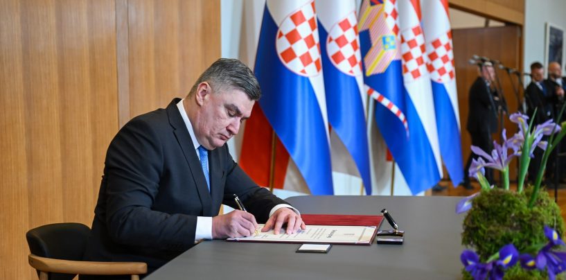 POLITIČKI KOMFOR I USTAVNA SABOTAŽA