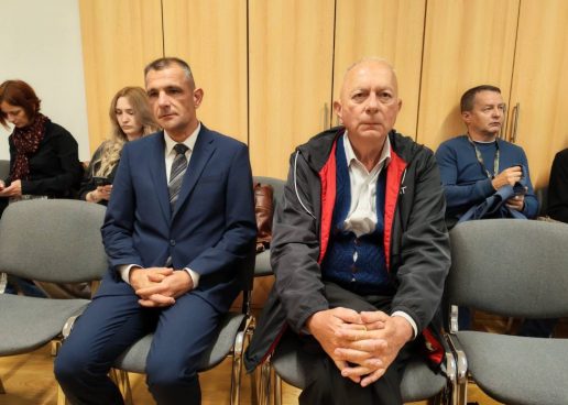 KAD POLITIČKE KARIJERE NE UMIRU NI S USKOČKIM OPTUŽNICAMA