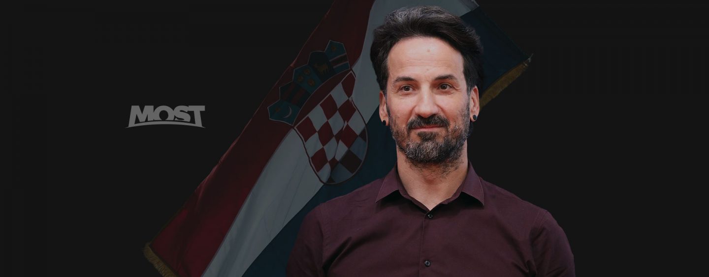 MILETIĆ: SISTEMSKA KOPRUCIJA SVAKE GODINE UKRADE 7 MILIJARDI EURA