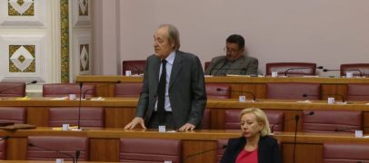 DESETLJEĆA POLITIČKE TRGOVINE
