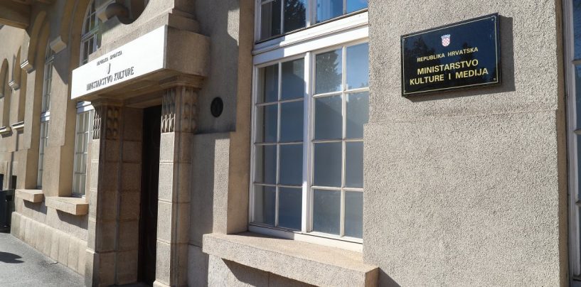 NATJEČAJI SKROJENI PO MJERI VELIKIH NAKLADNIČKIH KLANOVA