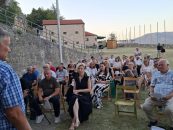 PJESNICI U KNINU POD STIJEGOM SLOBODE