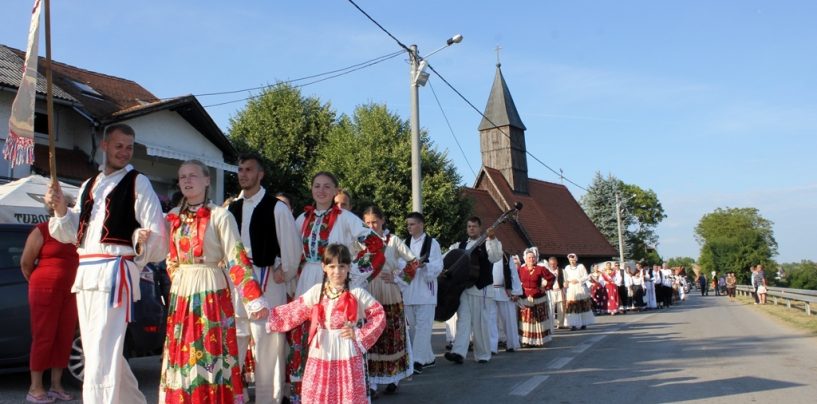 SELO LETOVANIĆ PRIREDILO DOSTOJNIJU PROSLAVU OLUJE OD ZAGREBA