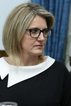 JASNA VOJNIĆ JE ODGOVORNA ŠTO SU POTICAJE ZA POLJOPRIVREDU OD HRVATSKE U VOJVODINI DOBILI ARKANOVCI I ŠEŠELJEVCI