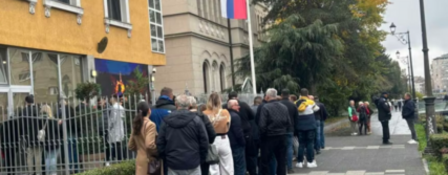 NEZAPAMĆEN RED ZA GLASANJE U SARAJEVU